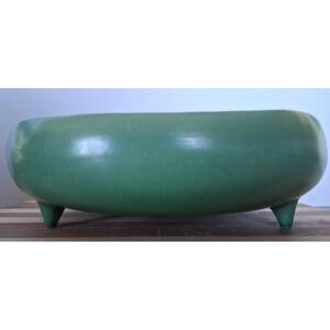 Red Wing 8 1/2" Green Decorative‎ bowl on legs